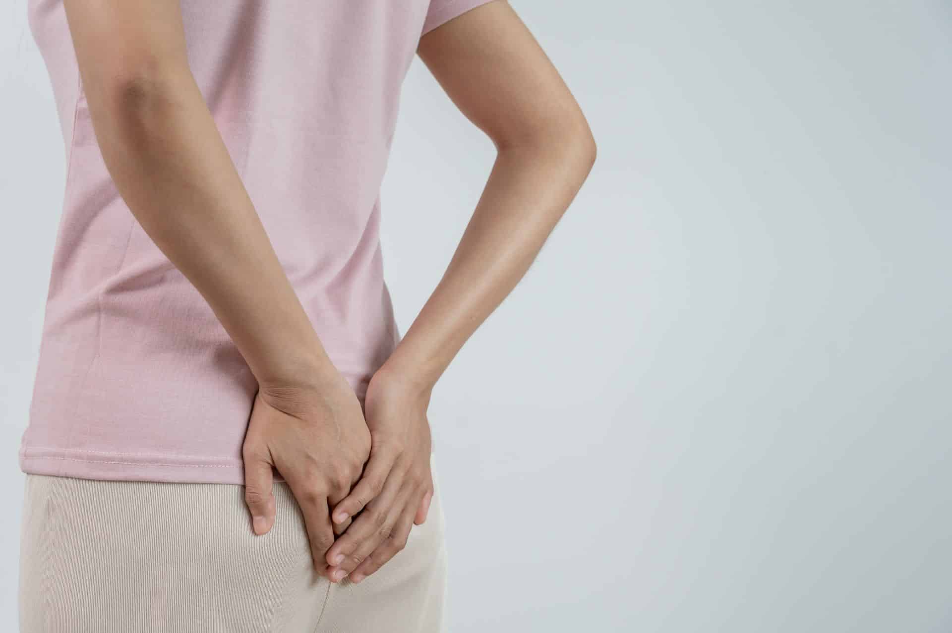 Αιμορροΐδες: Αντιμετώπιση στο Σπίτι – Όσα Πρέπει να Ξέρετε